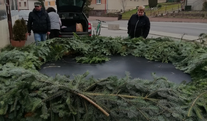Adventný veniec s anjelom 2021