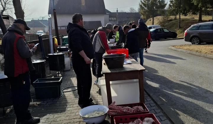 Dedinská zabíjačka a fašiangy v Iliašovciach 1.3.2025