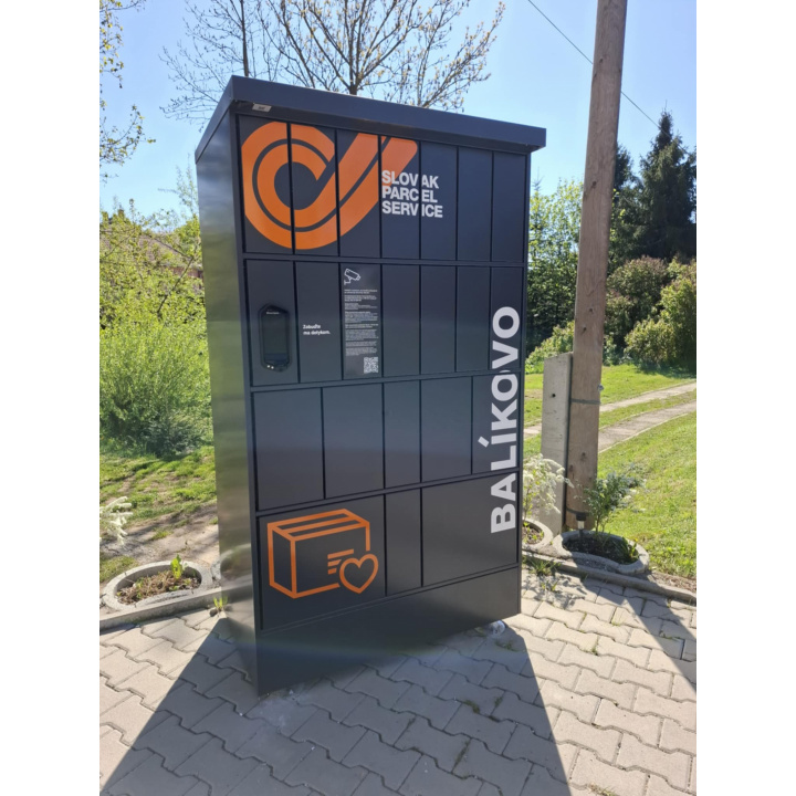 Nový samoobslužný box Balíkovo v Iliašovciach